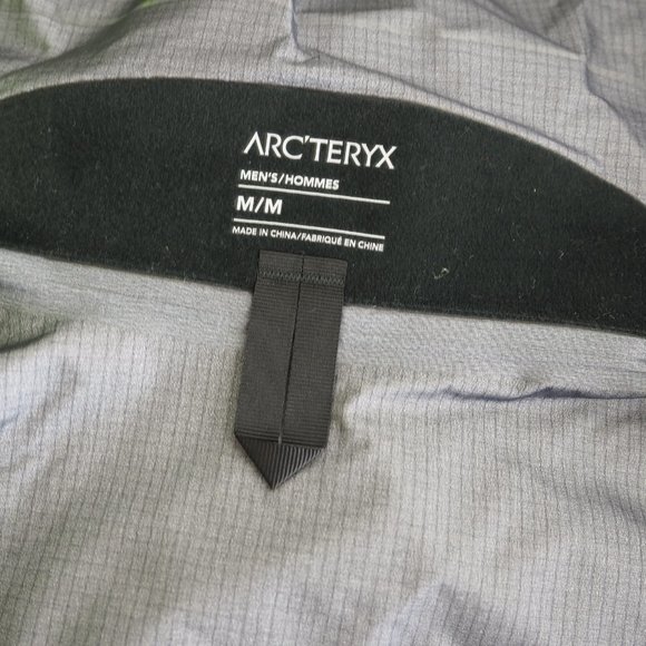 Arc'teryx Men's Beta LT Jacket Lightweight Gore-Tex Pro Shell Utopia Green M - Picture 9 of 10